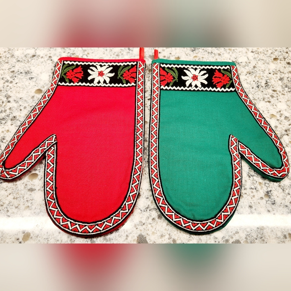 Beautiful Handcrafted CHRISTMAS Kitchen Mattens
